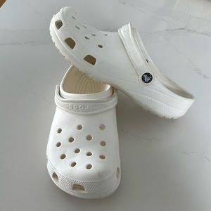 Classic Crocs- White